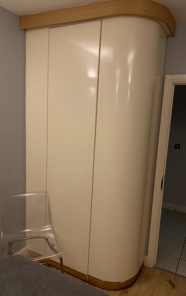 Wardrobe With Soft Closing Doors For Sale
