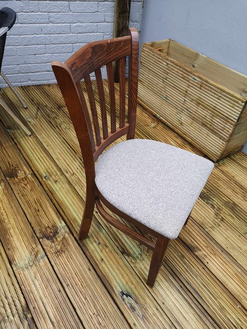 Round wood chair online seat replacement