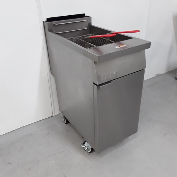 Secondhand Buffalo Double Basket Fryer DC319-N For Sale