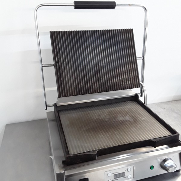 Secondhand Buffalo Panini Contact Grill FC382 For Sale