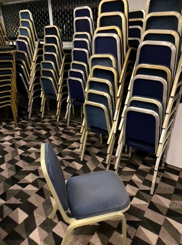 Secondhand Used Hotel Banqueting Chairs For Sale