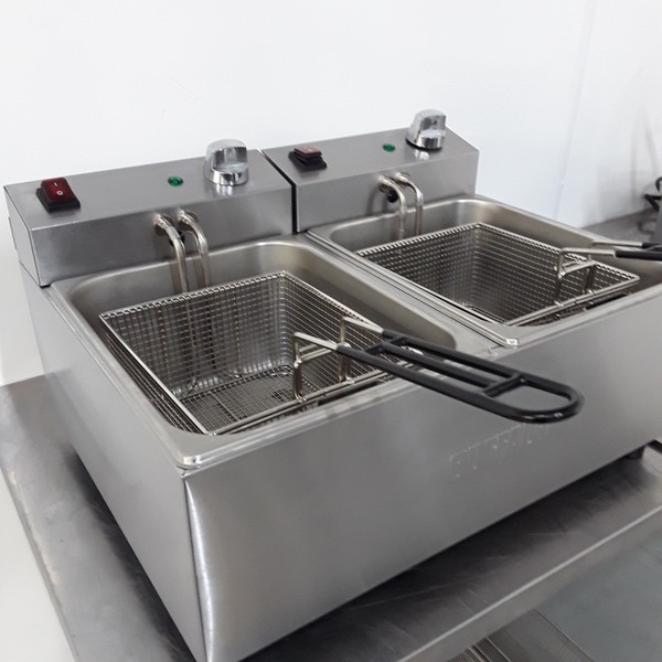 Secondhand Used Buffalo Table Top Double Fryer FC257