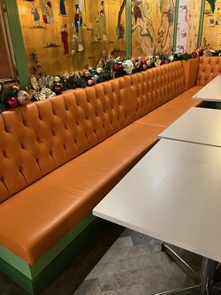 Button back bench or banquet seating
