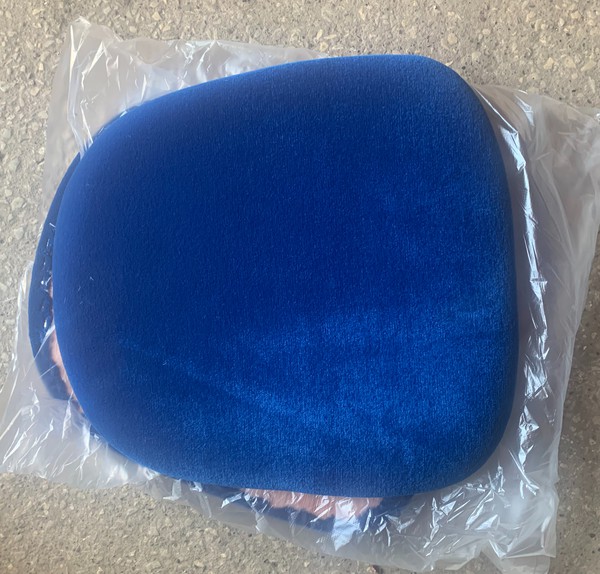 300x New Seat Pads In Blue For Sale