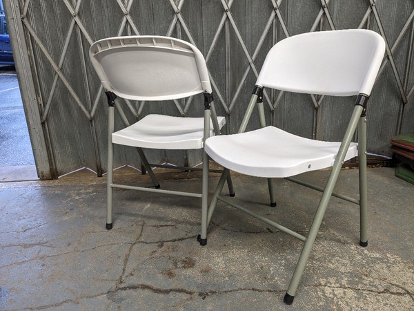 Secondhand Apollo Plastic Folding Chair