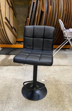 Secondhand Used Black Bar Stools For Sale
