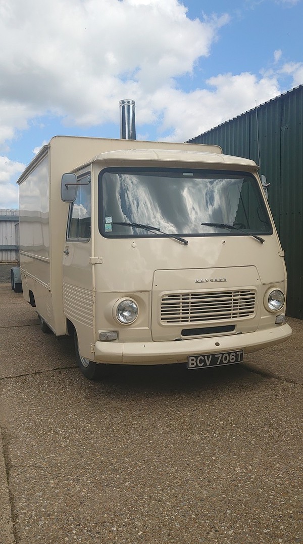 Secondhand Peugeot J7 Wood Fired Pizza Van For Sale
