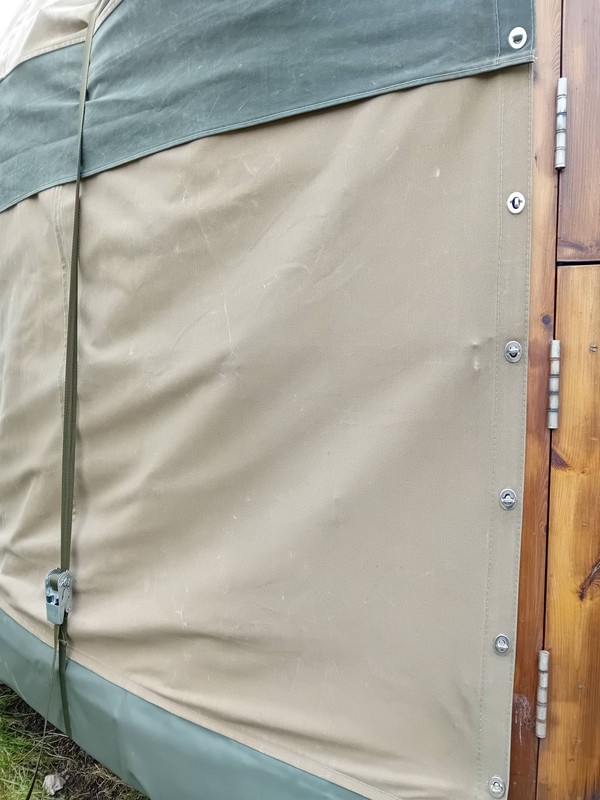 Yurt turnbuckle connection walls to door