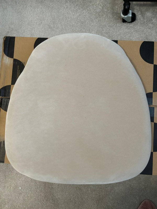 Second Hand Ivory Seat Pads for Chiavari Chairs