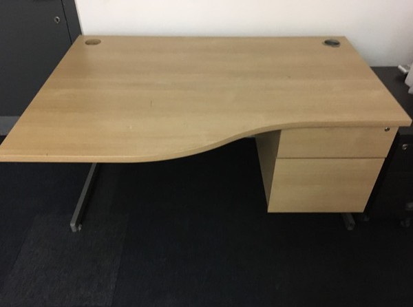 Secondhand Used 4x Pale Wooden Desks For Sale