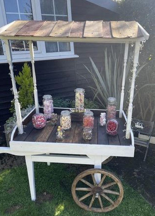 Secondhand Used Old Fashioned Wheeled Cart For Sale