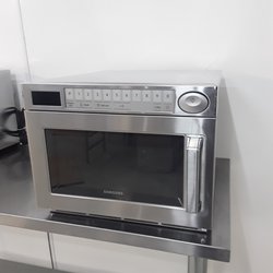 New B Grade Samsung Digital Microwave Oven 1500 W FS318 (RW17781)