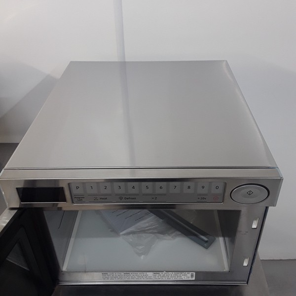Commercial Samsung Digital Microwave Oven