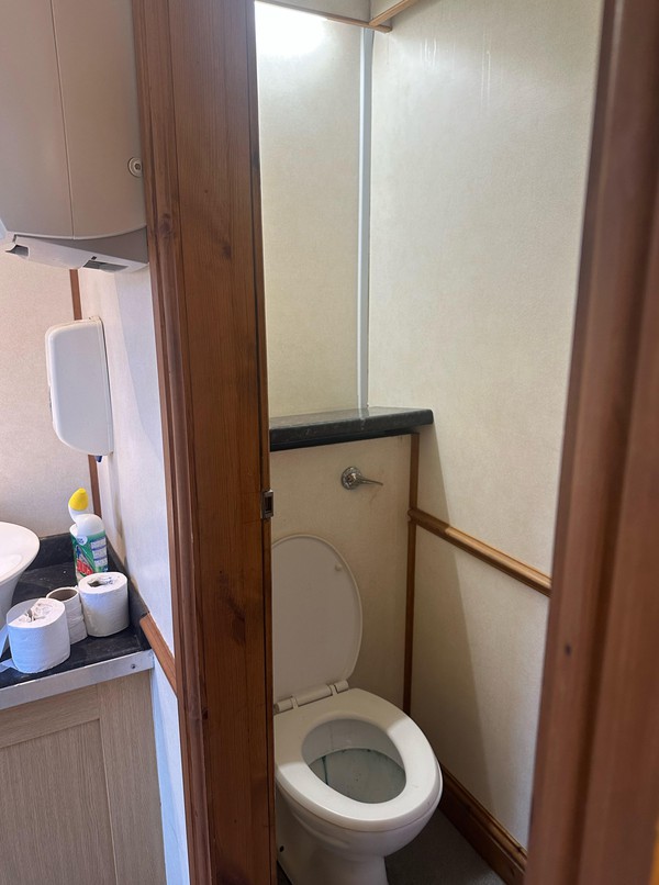 Secondhand Used 3+1 Toilet Trailer For Sale