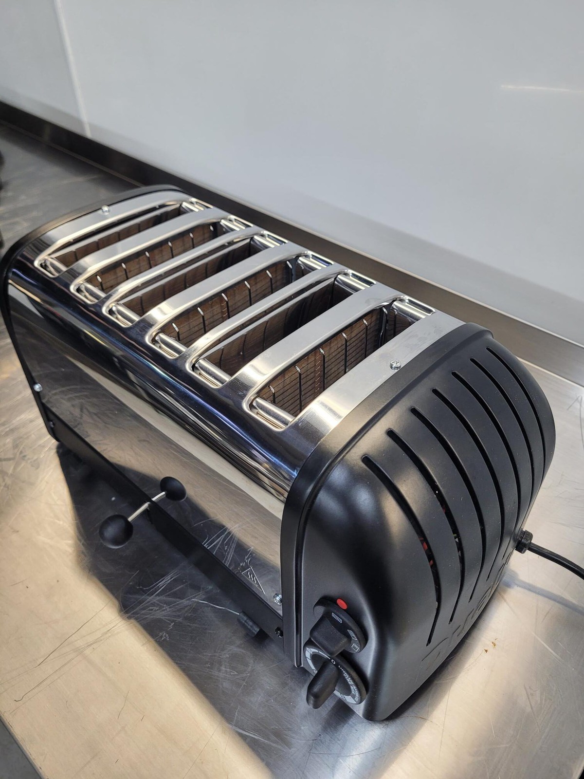Secondhand Catering Equipment Toasters 2x New B Grade Dualit 6 Slot