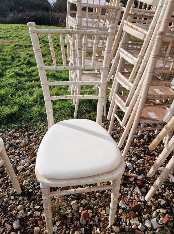 Secondhand 215x Limewash Chiavari Chairs