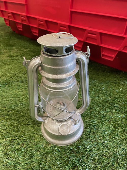 Hurricane Lantern Lamp Paraffin /  Kerosene Hurricane Lantern Lamp Paraffin /  Kerosene