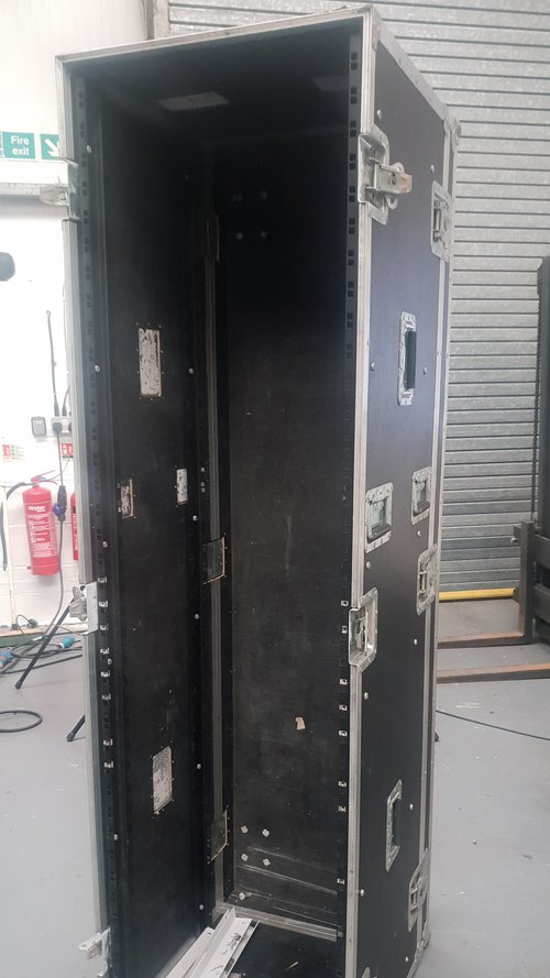 Secondhand Flight Case Rack For Sale Secondhand Flight Case Rack For Sale