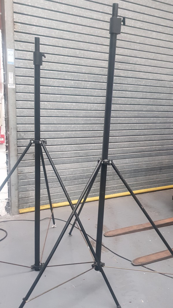 Secondhand Tripod Stands For Sale