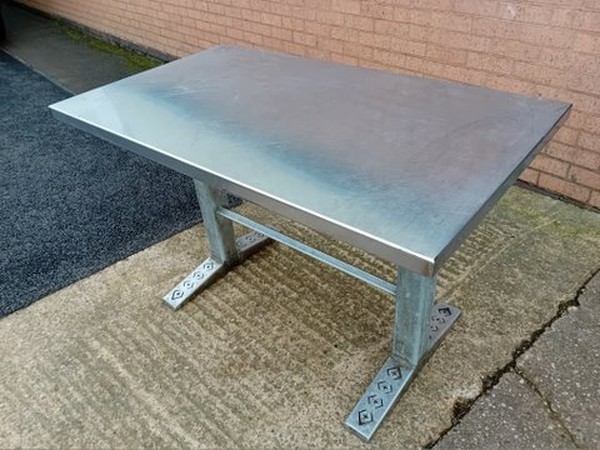 Used stainless steel tables 4ft