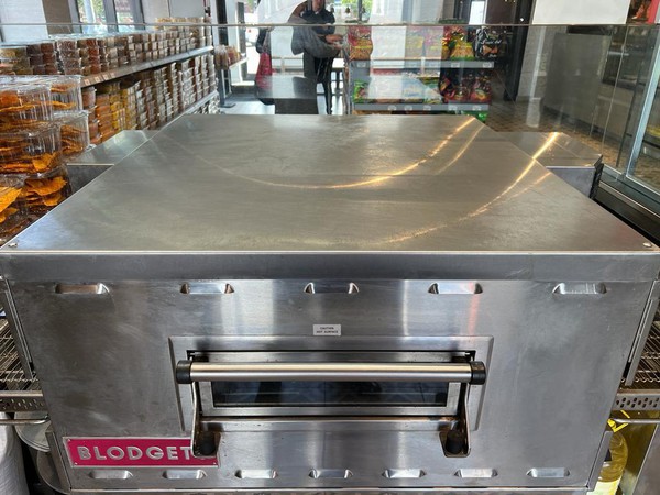 Blodgett Pizza Conveyor Oven - Manchester