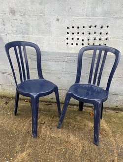 Secondhand 350x Blue Plastic Chairs For Sale