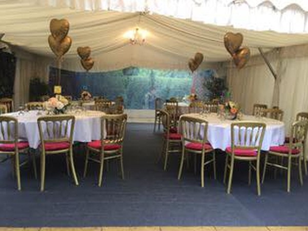 16x 5ft Round Banquet Tables For Sale