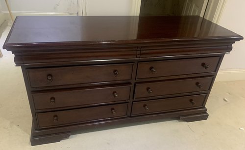 Secondhand Wardrobe And Draws Set For Sale Secondhand Wardrobe And Draws Set For Sale