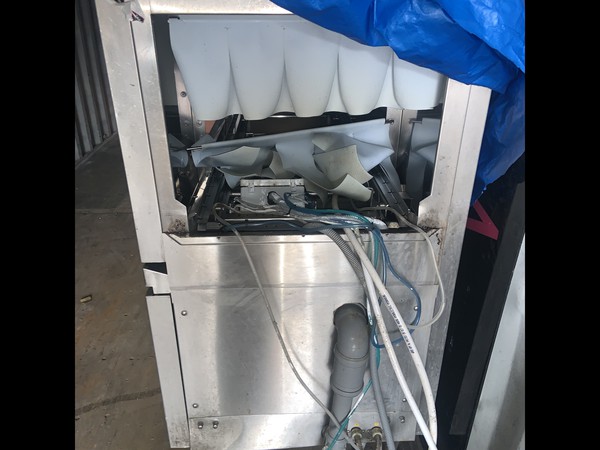 Industrial Hobart Warewash Conveyor Dishwasher
