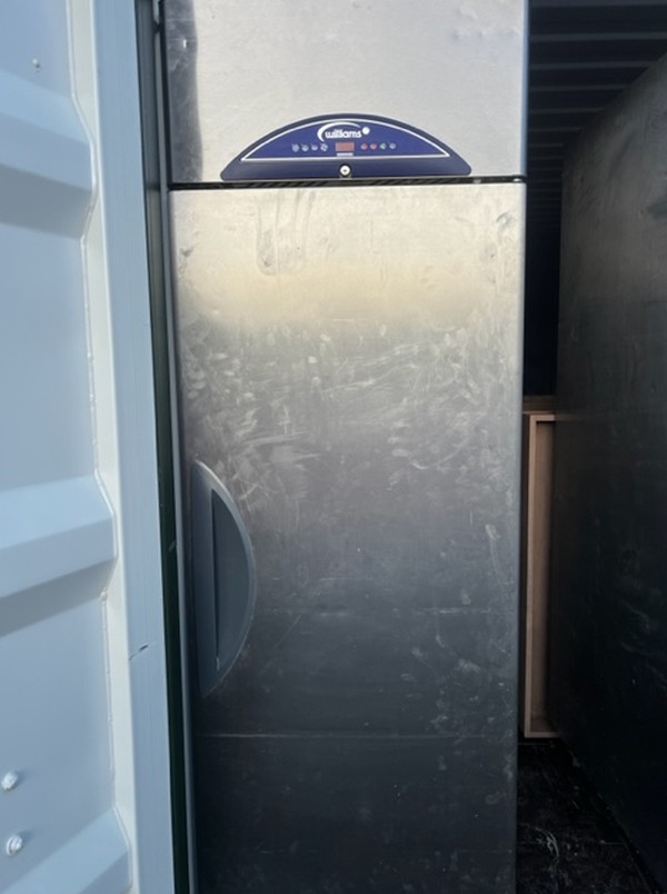 Secondhand Used 2x Williams Bakery Freezers 727Ltr For Sale