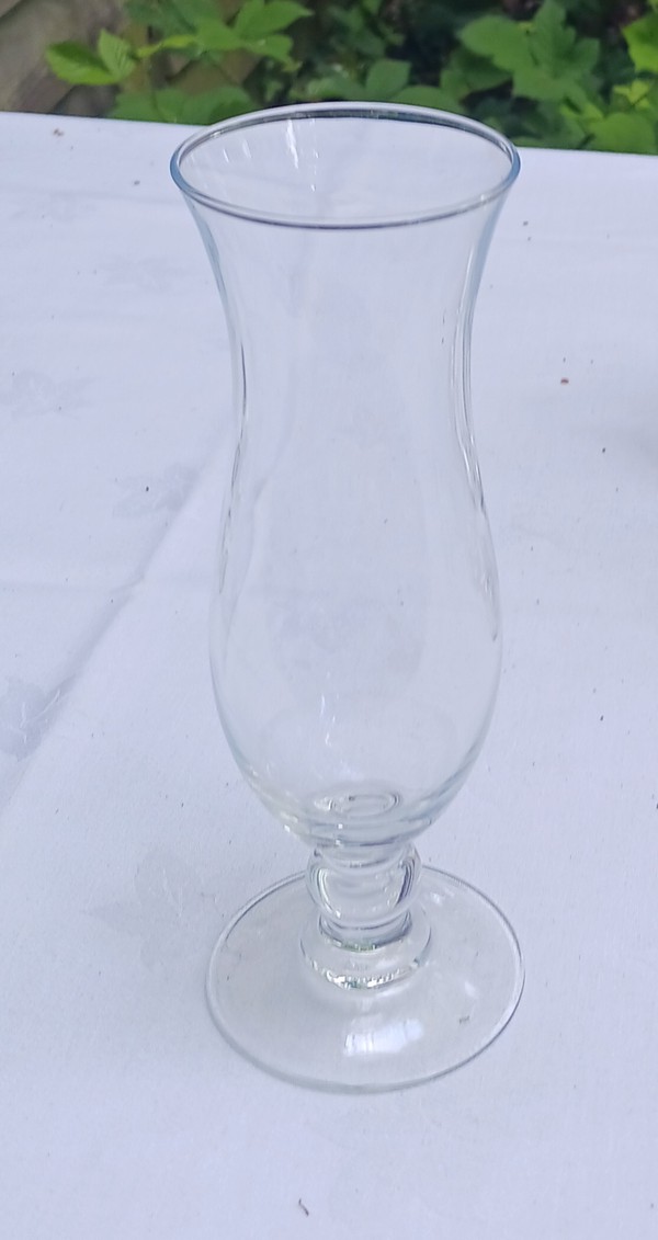 Secondhand Selection of Assorted Glasses Barware