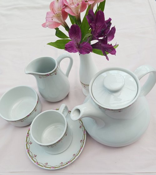 Used Vitrified Tableware For Sale Used Vitrified Tableware For Sale