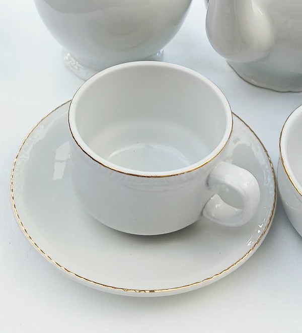 Vitrified Tableware - Surrey 7