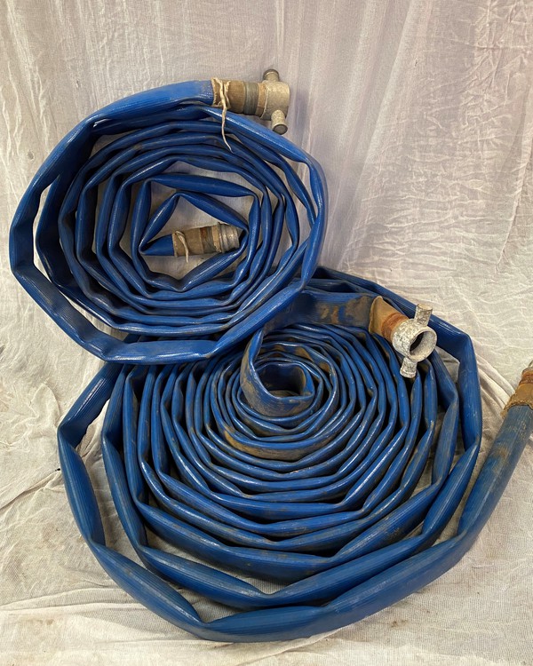 Secondhand Used Lay Flat Blue Water Hose with Fire Hydrant Style Fittings For Sale