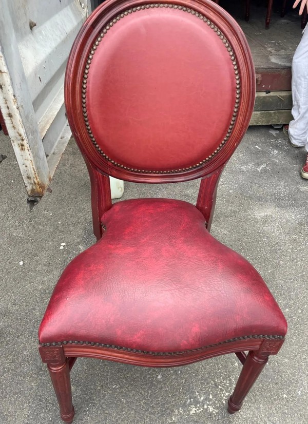 Secondhand Spoon Back Chairs For Sale