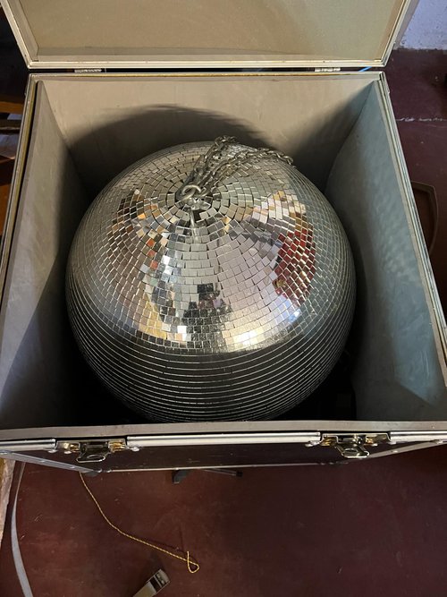 Buy Used Flightcased Mirror Ball Buy Used Flightcased Mirror Ball