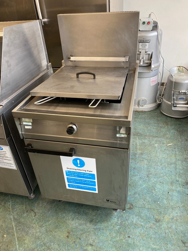 Used gas fryer for sale