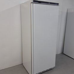 Commercial upright fridge