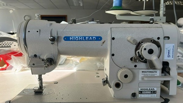 zig zag sewing machine for sale