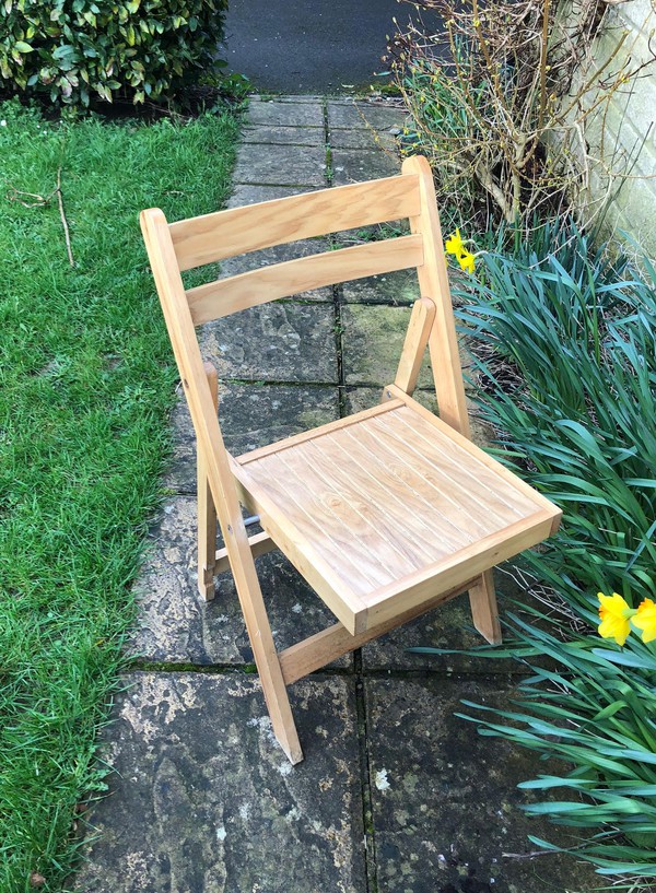 23x Folding Wooden Chairs For Sale