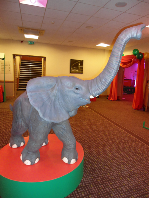 Secondhand Full Size Baby Elephant For Sale Secondhand Full Size Baby Elephant For Sale
