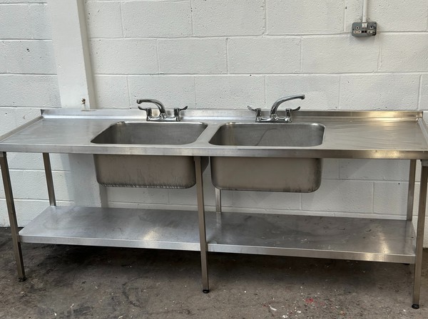 Secondhand Used 2.4m Double Bowl Sink With Undershelf For Sale