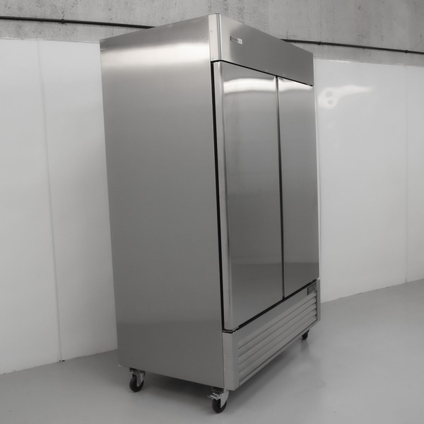 Stainless steel upright fridge