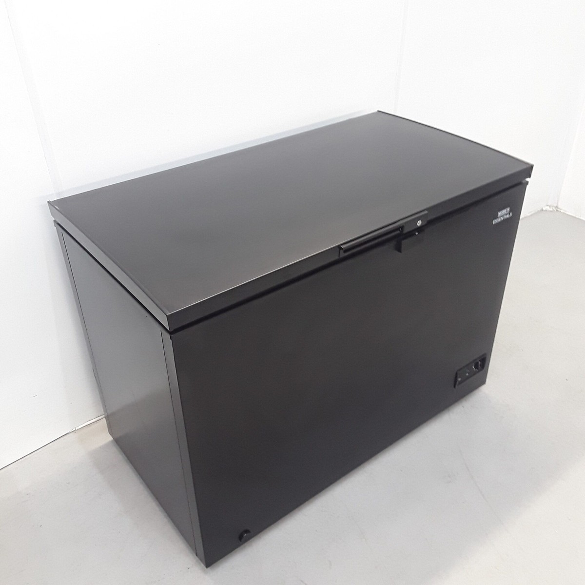 Secondhand Catering Equipment Chest Freezers New B Grade Polar