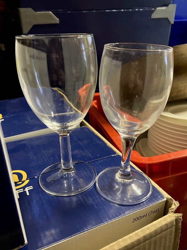 Used 1082x Range Of Drinks Glasses For Sale