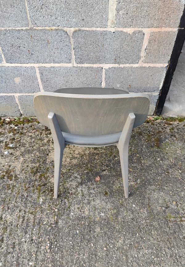 32x Grey Wash Lacquered Chairs