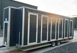 Secondhand Used 6 Bay Shower Trailer For Sale