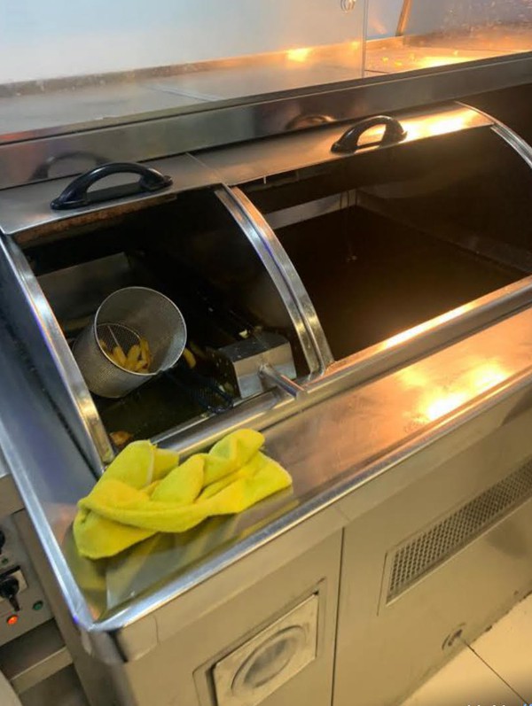 Used Preston And Thomas Fish & Chip Frying Range For Sale