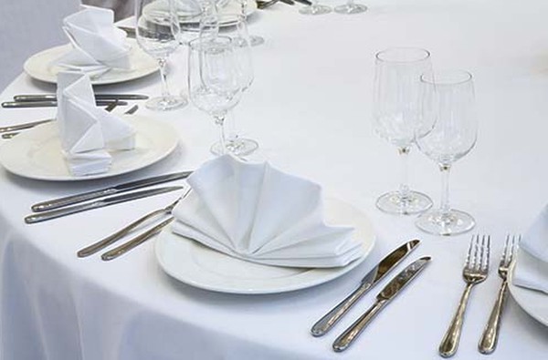 New Spun Polyester Table Linen For Sale