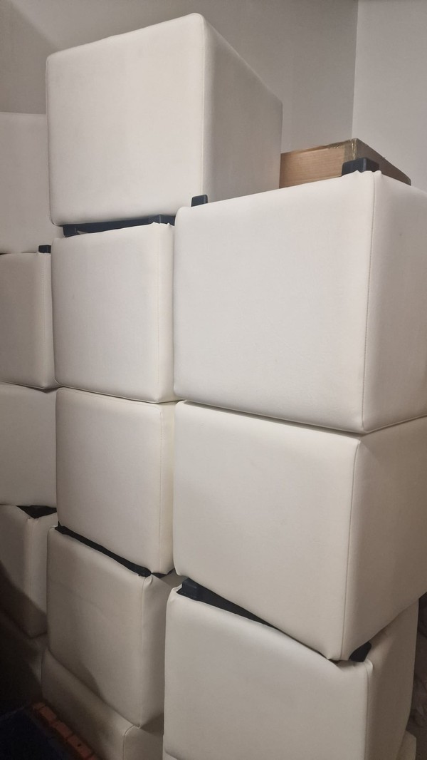 Secondhand 60x White Cube Seats Job Lot